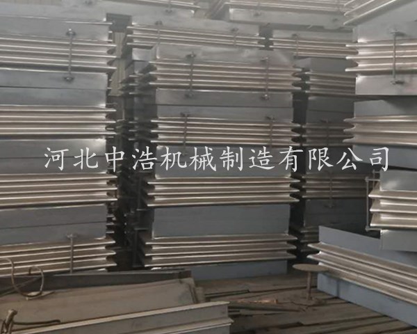 矩（jǔ）形波紋伸縮節