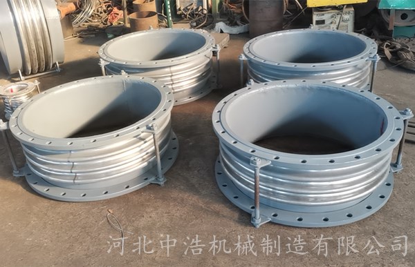 金（jīn）屬（shǔ）波紋管補（bǔ）償器